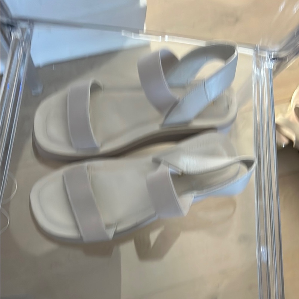 NEW Elegant Cream Women's Sandals